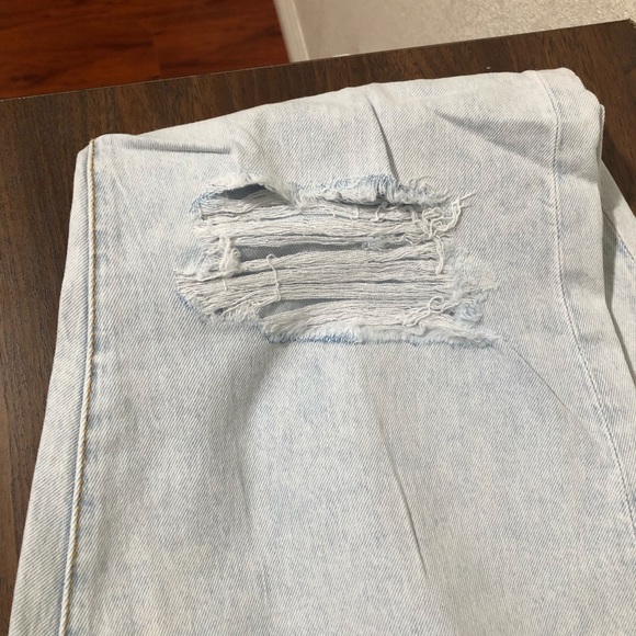 WeWoreWhat High Rise Curvy Crop Jeans Super Light 30 - Picture 9 of 12